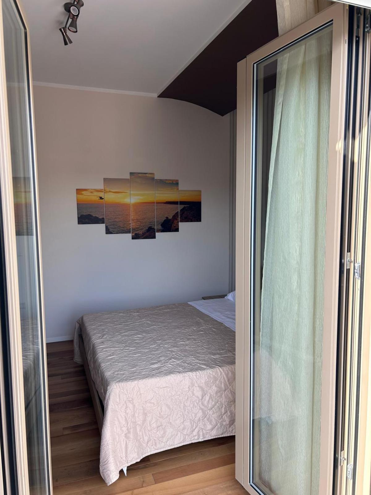 B&B Serangi - Il Piacere Di Sentirsi A Casa Cercola Kültér fotó