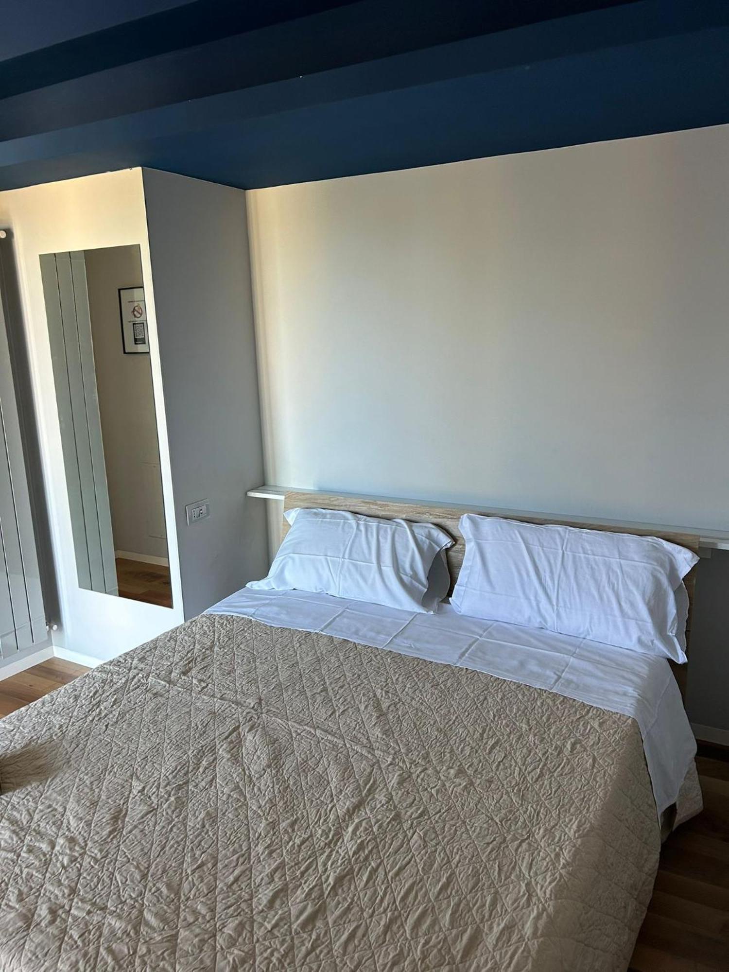 B&B Serangi - Il Piacere Di Sentirsi A Casa Cercola Kültér fotó